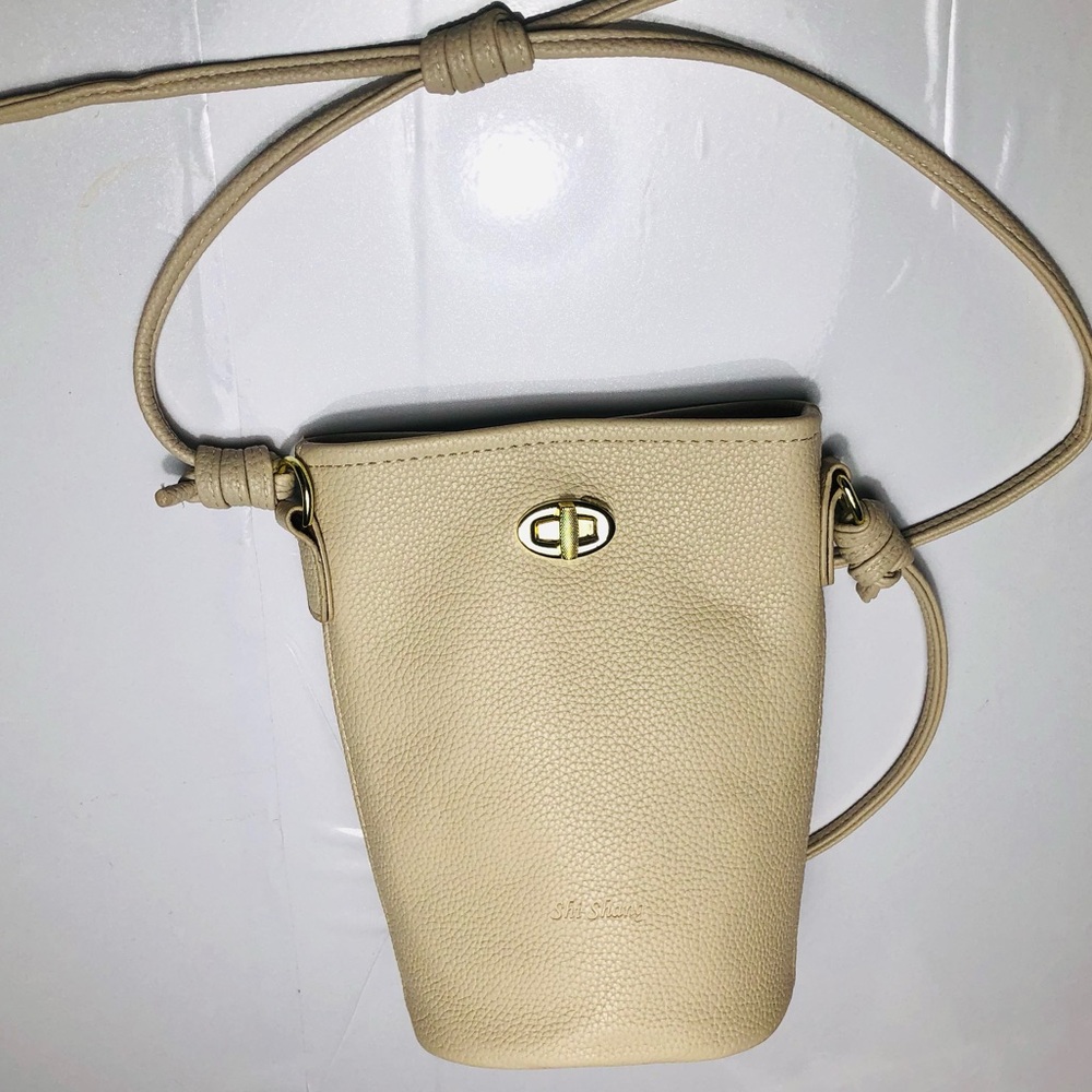 Shi Shang Cream Mini Pebbled Vegan Leather Bucket Bag Purse with Gold Hardware